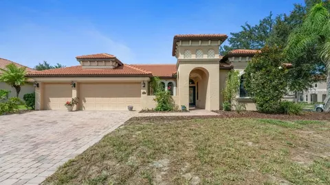 3017 Falconhill Dr, Apopka, FL 32712