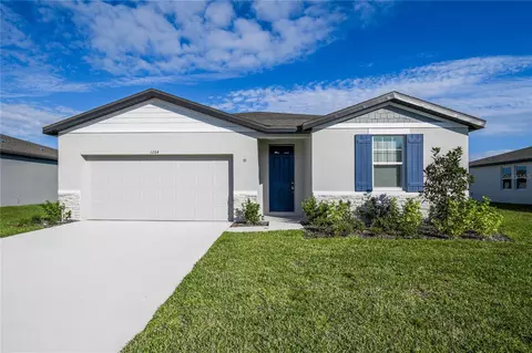 1264 Oak Valley Dr, Auburndale, FL 33823