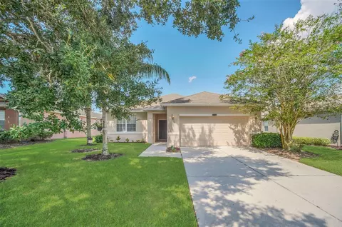 5104 Tempic Dr, Mount Dora, FL 32757