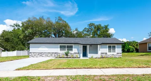 5349 Broken Pine Cir, Orlando, FL 32818
