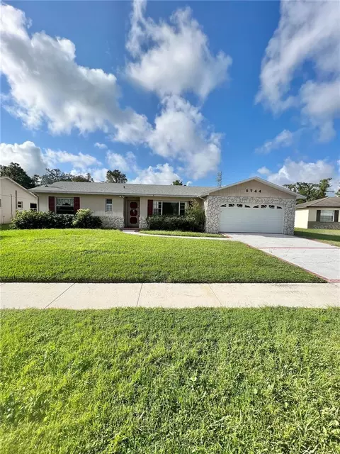 8744 Havasu Dr, Orlando, FL 32829
