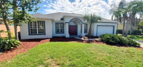 642 Golf Course Pkwy, Davenport, FL 33837