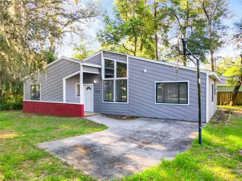1590 20th St, Orange City, FL 32763