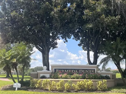 7320 Westpointe Blvd #511, Orlando, FL 32835