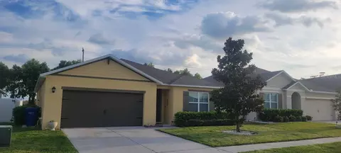 3156 Country Club Cir, Winter Haven, FL 33881