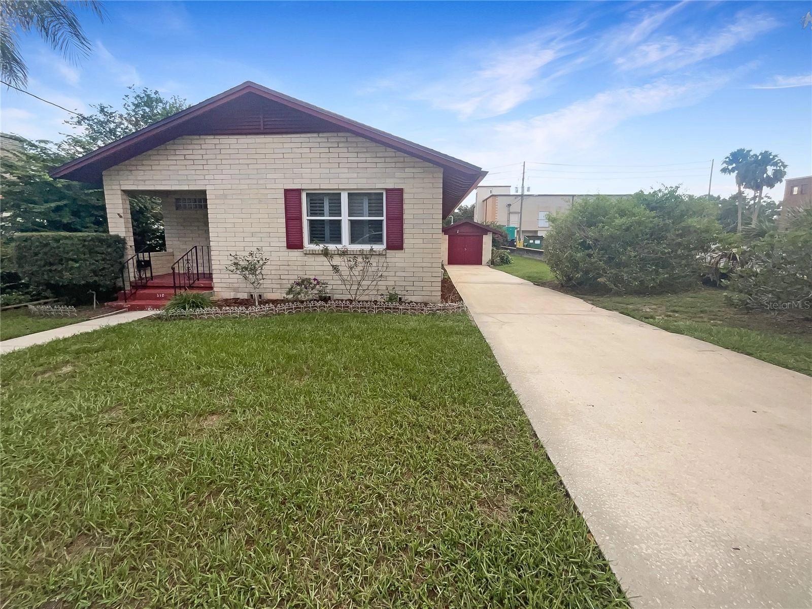 310 E 6th Ave, Mount Dora, FL 32757 photo 1