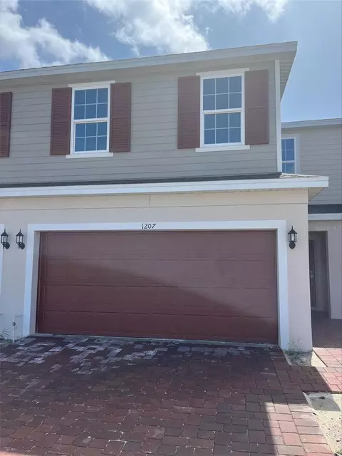 1207 Woody Cypress Dr, Kissimmee, FL 34746
