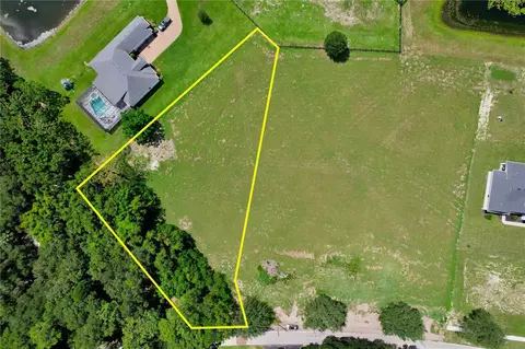Sloewood Drive, Mount Dora, FL 32757