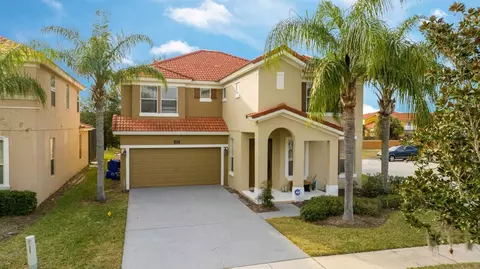 450 Las Fuentes Dr, Kissimmee, FL 34746