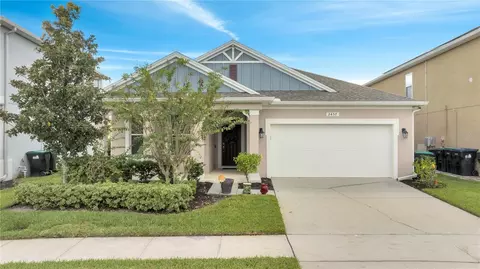 2457 Beacon Landing Cir, Orlando, FL 32824