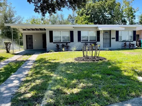 2408 Lake Sunset Dr, Orlando, FL 32805
