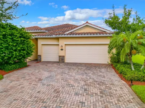 8508 River Preserve Dr, Bradenton, FL 34212