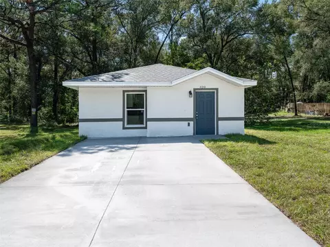 620 E Division St, Deland, FL 32724