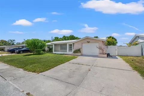 8817 Goshen Ln, Port Richey, FL 34668