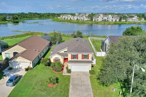 642 Pinewood Dr, Davenport, FL 33896