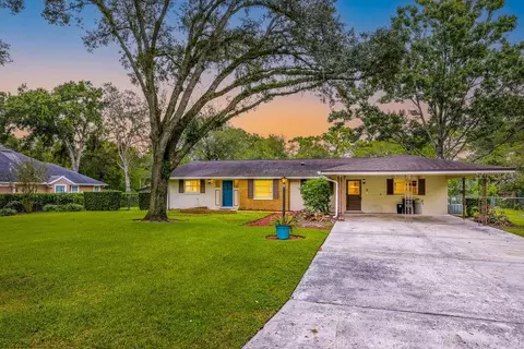 405 Oakhurst St, Altamonte Springs, FL 32701