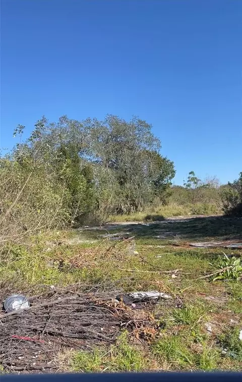 2426 6th St NE, Winter Haven, FL 33881