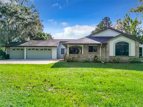 118 Greentree Ln, Yalaha, FL 34797