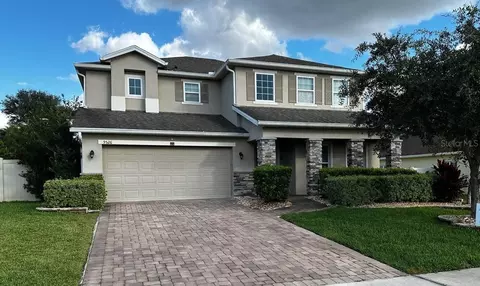 9526 Lynwood St, Clermont, FL 34711