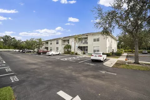 2626 River Preserve Ct, Bradenton, FL 34208