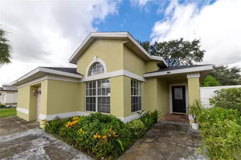 211 Hidden Springs Cir, Kissimmee, FL 34743