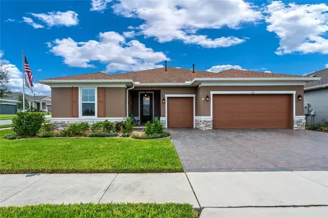 157 Silver Maple Rd, Groveland, FL 34736