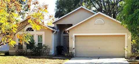 1738 W Marshall Lake Dr, Apopka, FL 32703