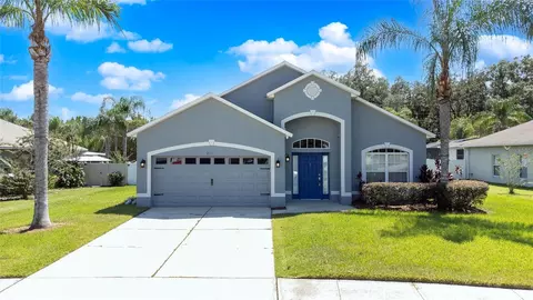 211 Clydesdale Cir, Sanford, FL 32773