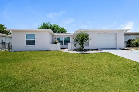 8430 Newton Dr, Port Richey, FL 34668