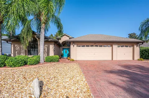 4830 Abaco Dr, Tavares, FL 32778