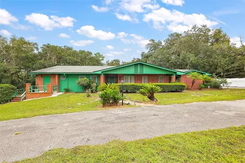 1310 Spring Lake Rd, Fruitland Park, FL 34731