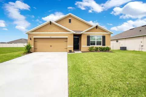 380 Spruce Pine Dr, Debary, FL 32713