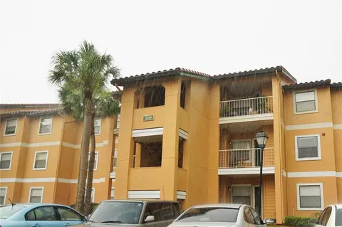 3016 Parkway Blvd #205, Kissimmee, FL 34747