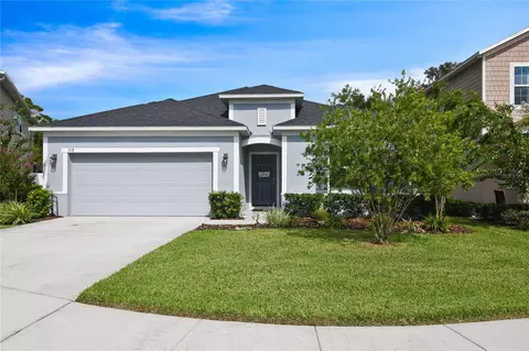 318 E Fiesta Key Loop, Deland, FL 32720