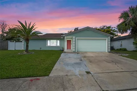 107 Woodfield Dr, Sanford, FL 32773