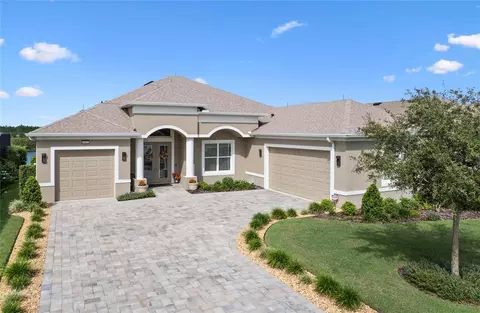 8461 Bridgeport Bay Cir, Mount Dora, FL 32757