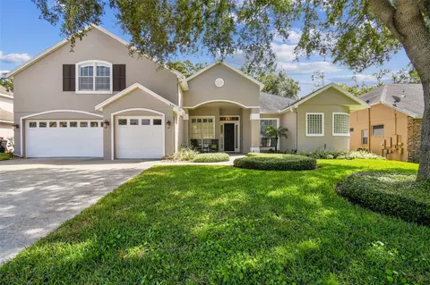 635 Majestic Oak Dr, Apopka, FL 32712