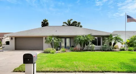 6525 Senegal Palm Way, Apollo Beach, FL 33572