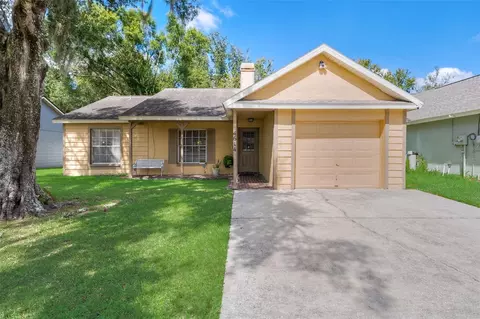 4614 N Country Hills Ct, Plant City, FL 33566