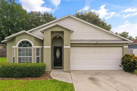 215 Rhapsody Ln, Apopka, FL 32703