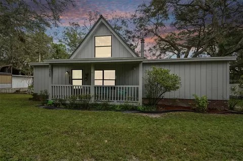 17325 SE 283rd Ave, Umatilla, FL 32784