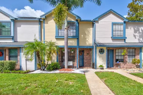 842 Commonwealth Ct, Casselberry, FL 32707