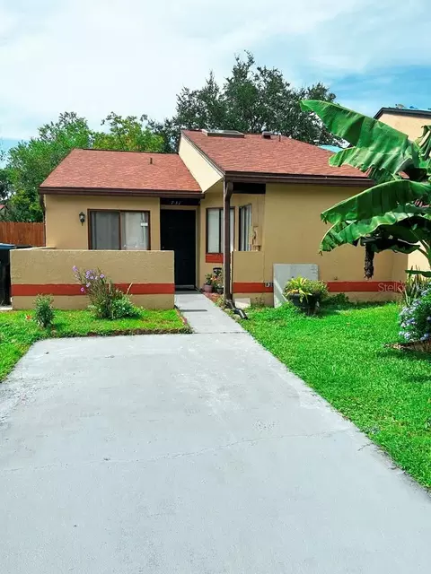 731 Golden Sunshine Cir, Orlando, FL 32807