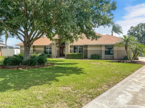 826 Carlton Ct, Winter Haven, FL 33884