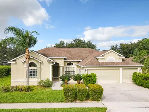 918 Coventry Rd, Davenport, FL 33897