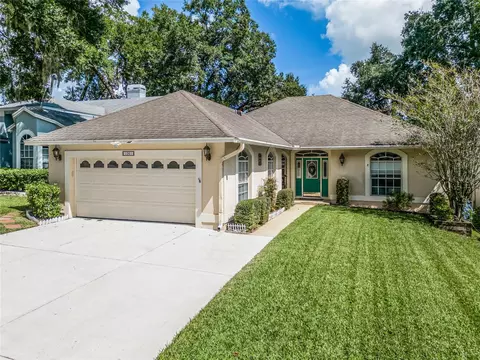 1061 Cottonwood Ct, Apopka, FL 32712