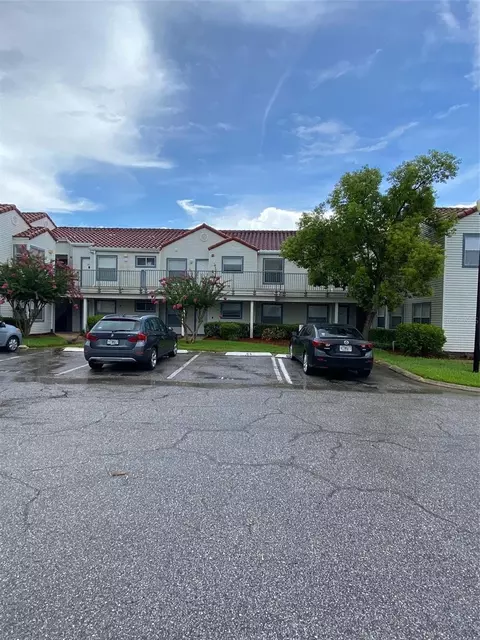 2512 Woodgate Blvd #206, Orlando, FL 32822