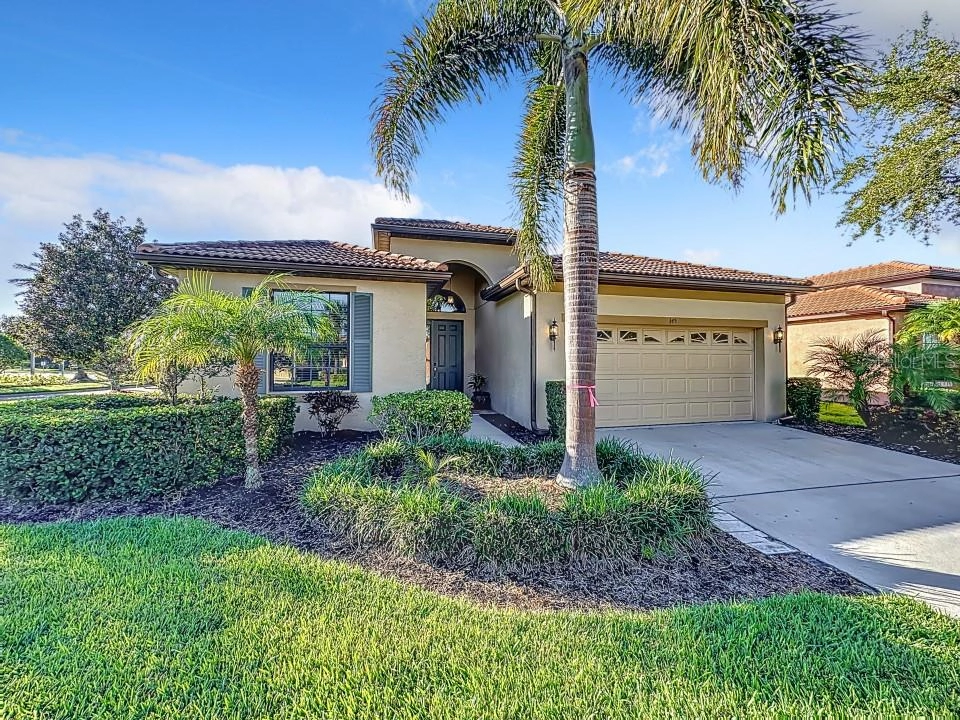 345 Silver Falls Dr, Apollo Beach, FL 33572 photo 1