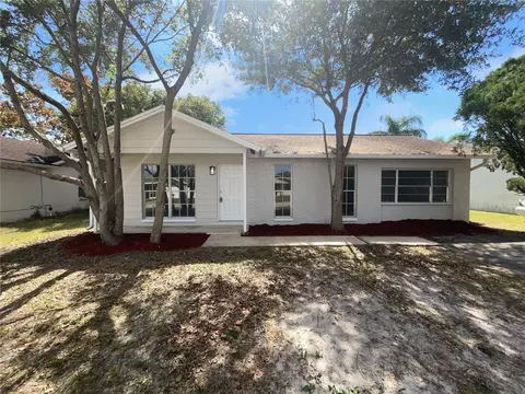 7300 Fullerton Ct, New Port Richey, FL 34655
