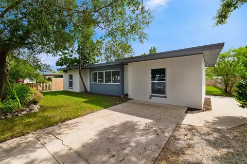 405 E Mattie St, Sanford, FL 32773